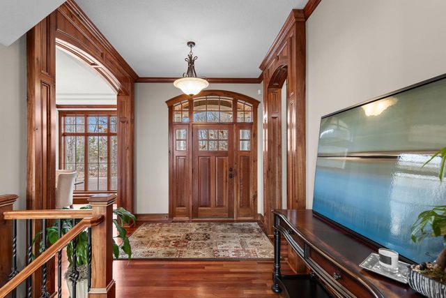 27665 Virginia Cove, Excelsior, MN 55331