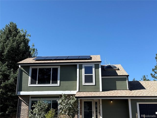 711 S Granby Cir, Aurora, CO 80012