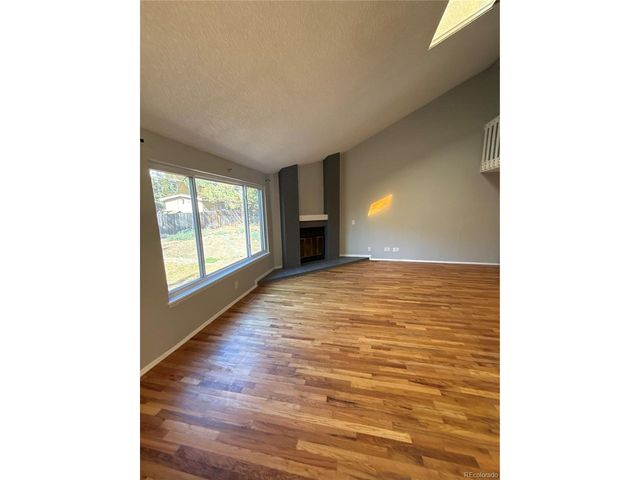 711 S Granby Cir, Aurora, CO 80012