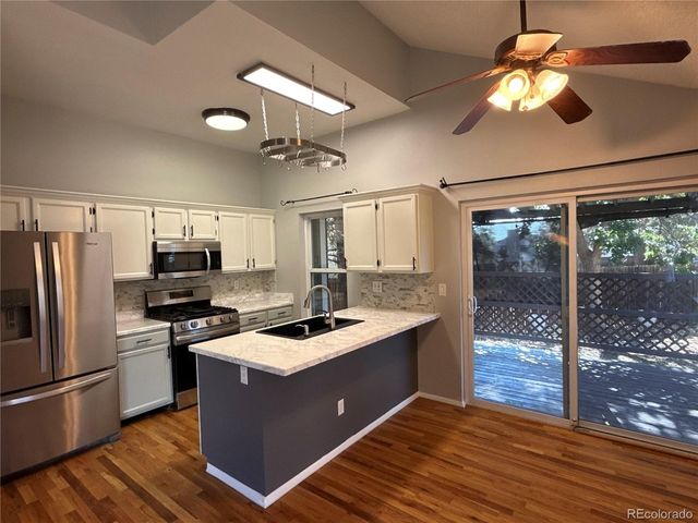 711 S Granby Cir, Aurora, CO 80012