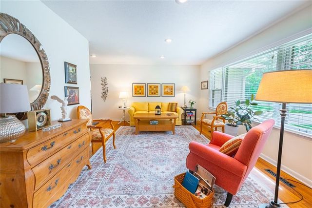 6108 NW KLAMM Drive, Kansas City, MO 64151