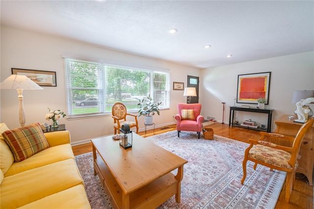 6108 NW KLAMM Drive, Kansas City, MO 64151