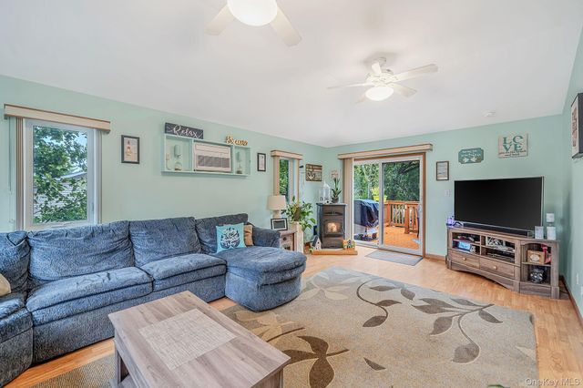 102 Robinson Avenue, Medford, NY 11763