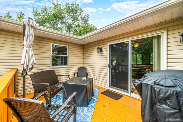 102 Robinson Avenue, Medford, NY 11763