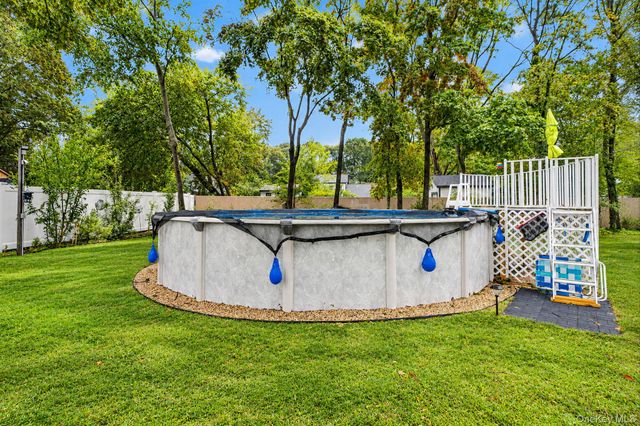 102 Robinson Avenue, Medford, NY 11763