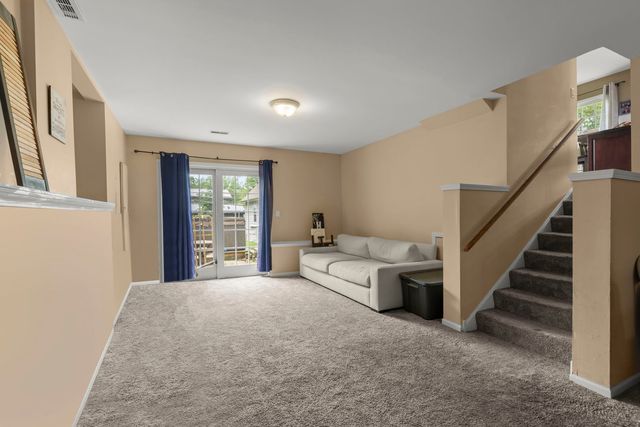 4528 Middaugh Avenue, Downers Grove, IL 60515