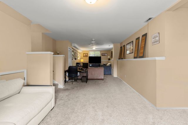 4528 Middaugh Avenue, Downers Grove, IL 60515