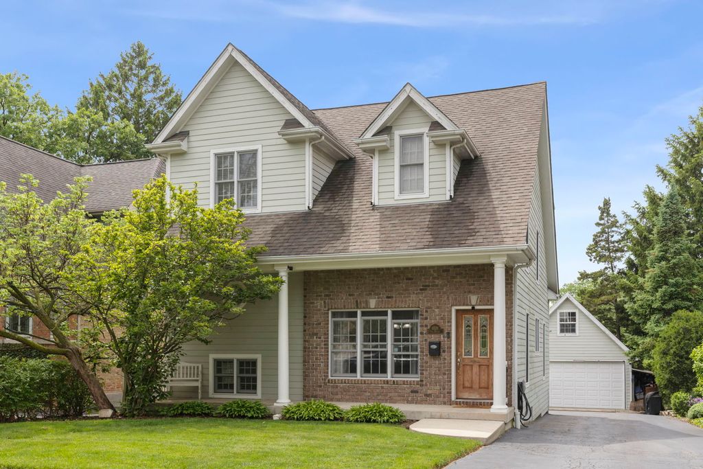 4528 Middaugh Avenue, Downers Grove, IL 60515