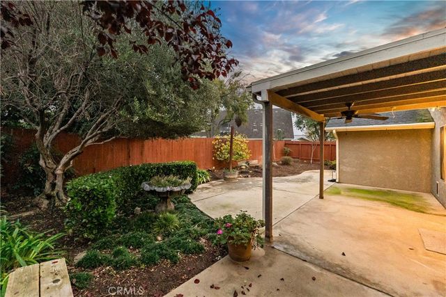 304 E Omaha Avenue, Fresno, CA 93720