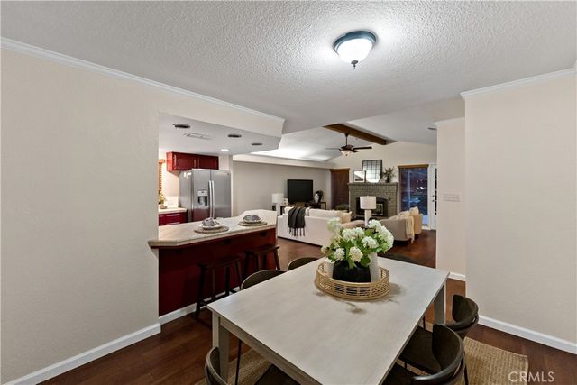 304 E Omaha Avenue, Fresno, CA 93720