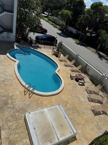 6200 NE 22nd Way 311, Fort Lauderdale, FL 33308