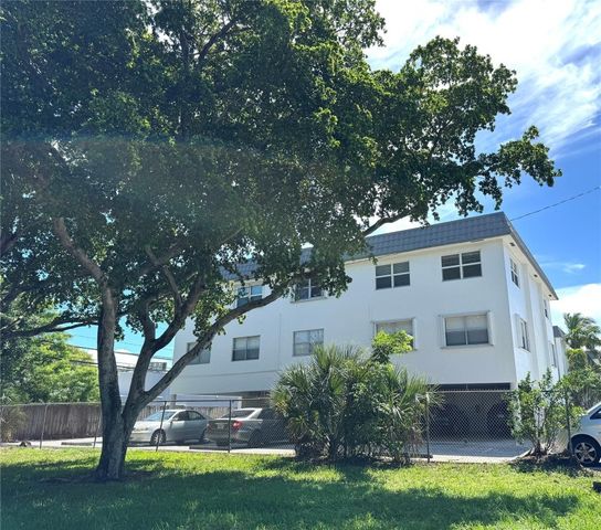 6200 NE 22nd Way 311, Fort Lauderdale, FL 33308