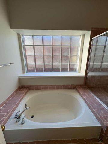 16119 Lakestone Drive, Tomball, TX 77377