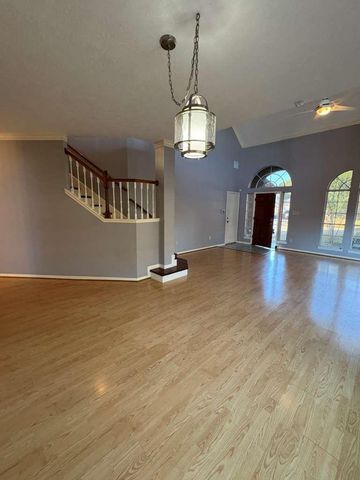 16119 Lakestone Drive, Tomball, TX 77377