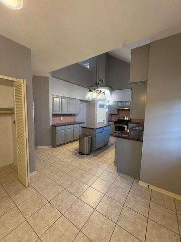 16119 Lakestone Drive, Tomball, TX 77377