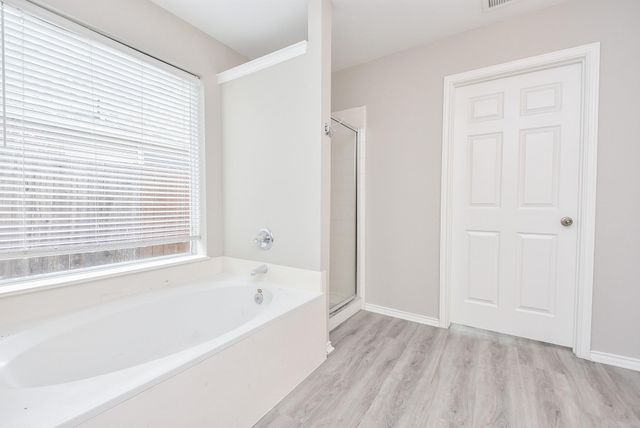 3935 Carters Lake Drive, Richmond, TX 77406