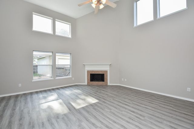 3935 Carters Lake Drive, Richmond, TX 77406