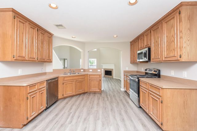 3935 Carters Lake Drive, Richmond, TX 77406