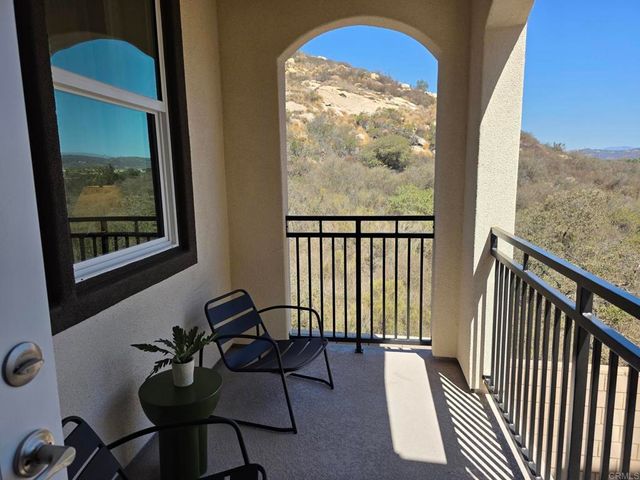 2604 Vibrant Glen, Escondido, CA 92026