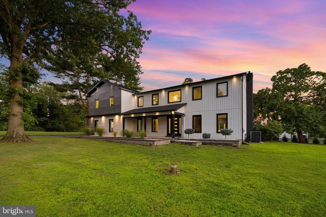 124 ROGERS RD, Furlong, PA 18925