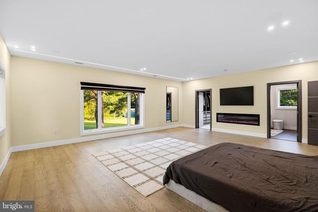124 ROGERS RD, Furlong, PA 18925