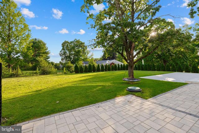124 ROGERS RD, Furlong, PA 18925