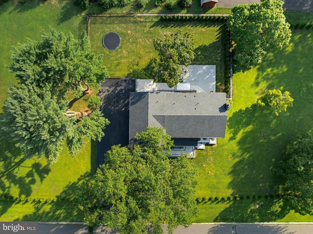 124 ROGERS RD, Furlong, PA 18925
