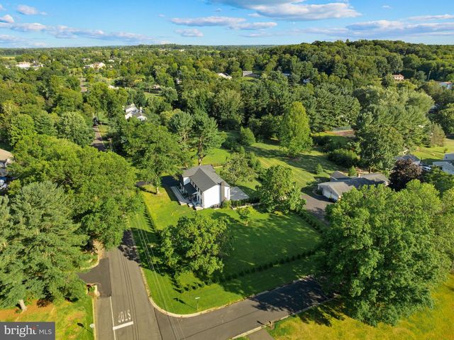 124 ROGERS RD, Furlong, PA 18925