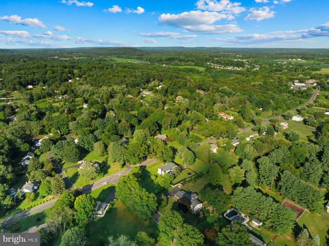 124 ROGERS RD, Furlong, PA 18925