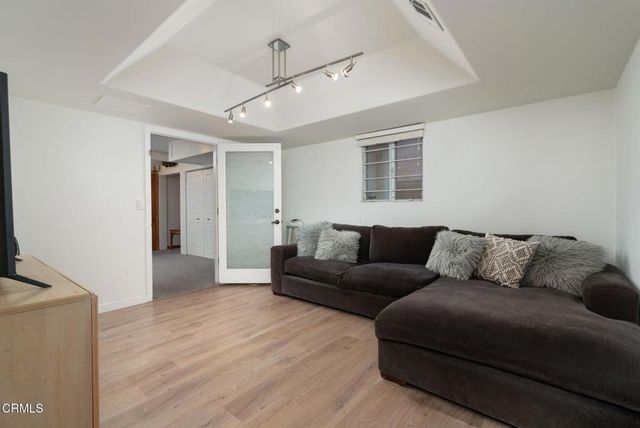 1401 GREENOCK Lane, Ventura, CA 93001