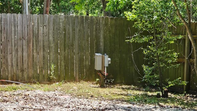 410 Baker Avenue, Bacliff, TX 77518