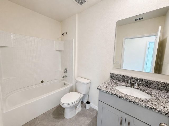 13 BELLA OAKS DR DRIVE, Port Orange, FL 32129