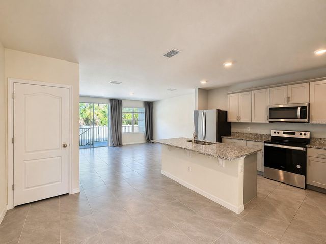 13 BELLA OAKS DR DRIVE, Port Orange, FL 32129