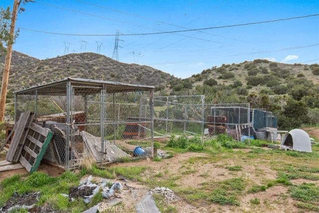 32301 Angeles Forest, Palmdale, CA 93550