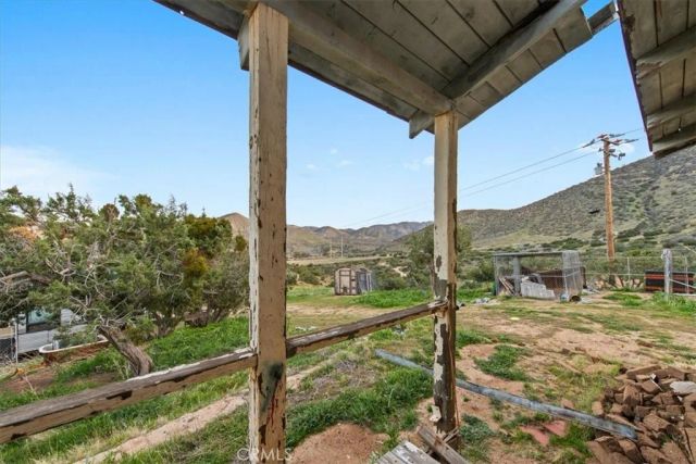 32301 Angeles Forest, Palmdale, CA 93550