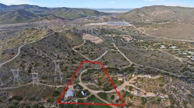 32301 Angeles Forest, Palmdale, CA 93550