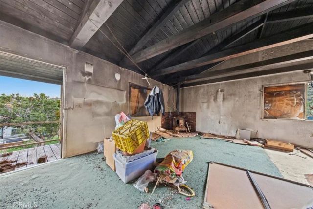 32301 Angeles Forest, Palmdale, CA 93550