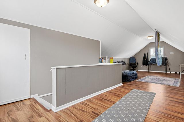 203 Moreland Avenue E, West Saint Paul, MN 55118