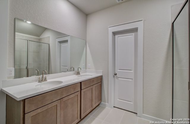 321 Red Arrow, San Antonio, TX 78253