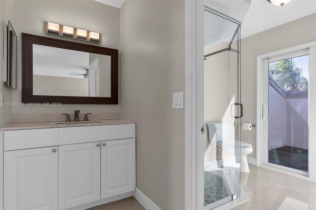 6768 Canary Palm Cir, Boca Raton, FL 33433