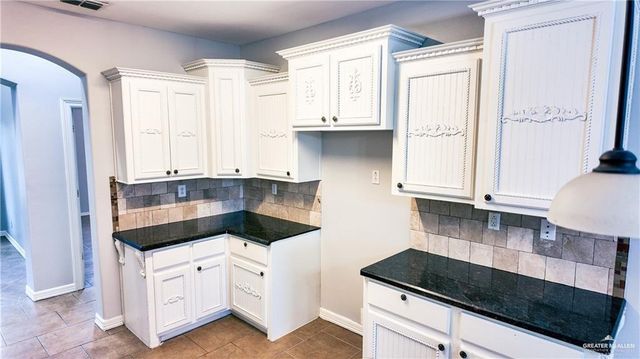 3000 Linva Avenue, Edinburg, TX 78541