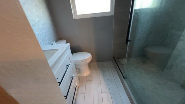 1226 Valley Drive, Angleton, TX 77515