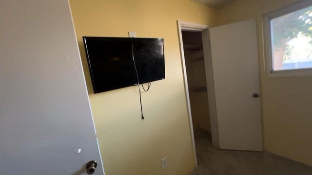 1226 Valley Drive, Angleton, TX 77515