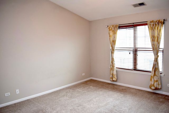1260 Evergreen Avenue, Des Plaines, IL 60016