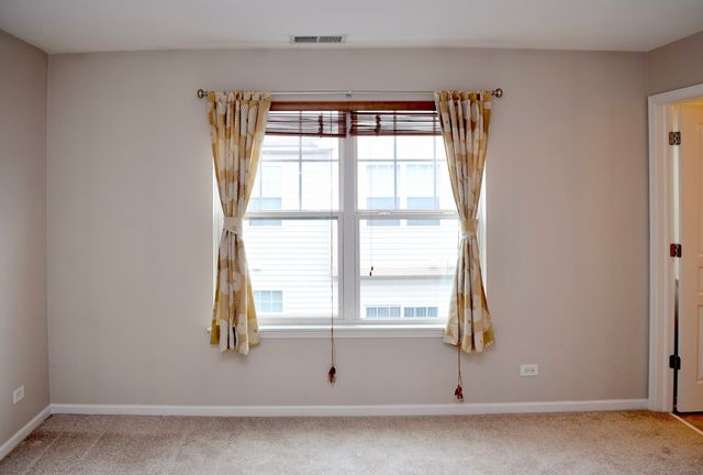 1260 Evergreen Avenue, Des Plaines, IL 60016