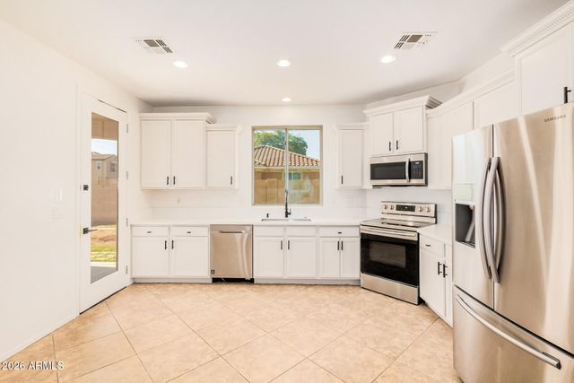 1030 N MASON Drive, Chandler, AZ 85225