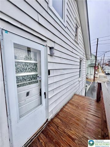 1102 2nd Street 1, North Catasauqua Bor, PA 18032