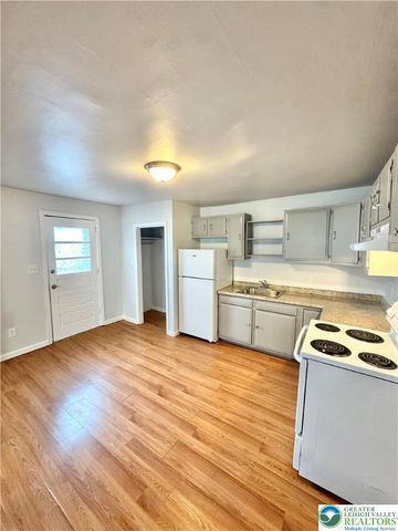 1102 2nd Street 1, North Catasauqua Bor, PA 18032