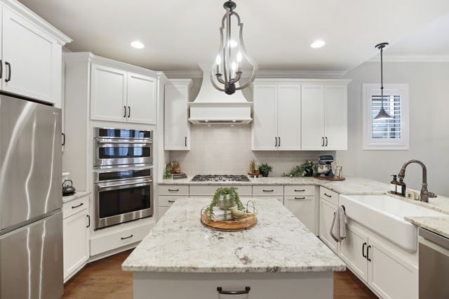 545 Sydenham Dr, Franklin, TN 37064