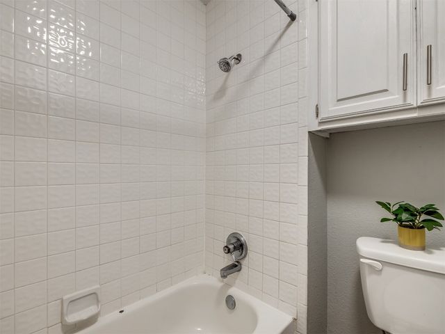 1523 E Twin Brook Terrace, Mustang, OK 73064